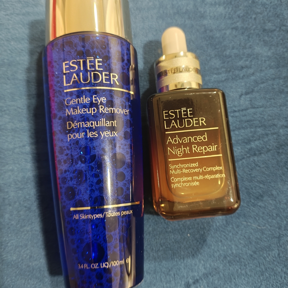 Estee Lauder Blue Makeup Remover and Brown Night Repair Set